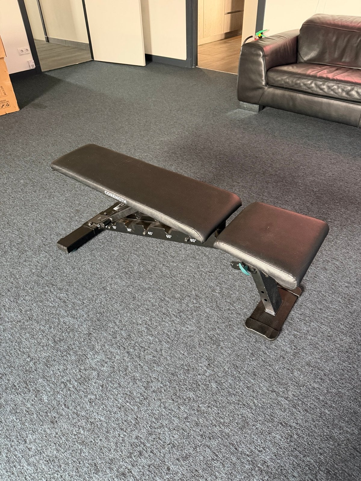 Domyos Bodybuilding Bench 900 - Verstelbare Fitnessbank, Ophalen, Zo goed als nieuw, Armen, Fitnessbank