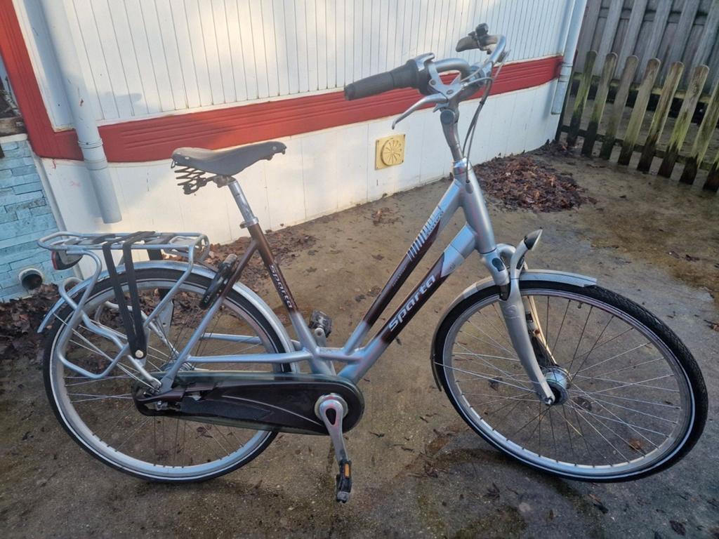 DANESFIETS HOOG MODEL 28 INS 7 VER FRAM 59, 56 cm of meer, Ophalen, Zo goed als nieuw, Gazelle