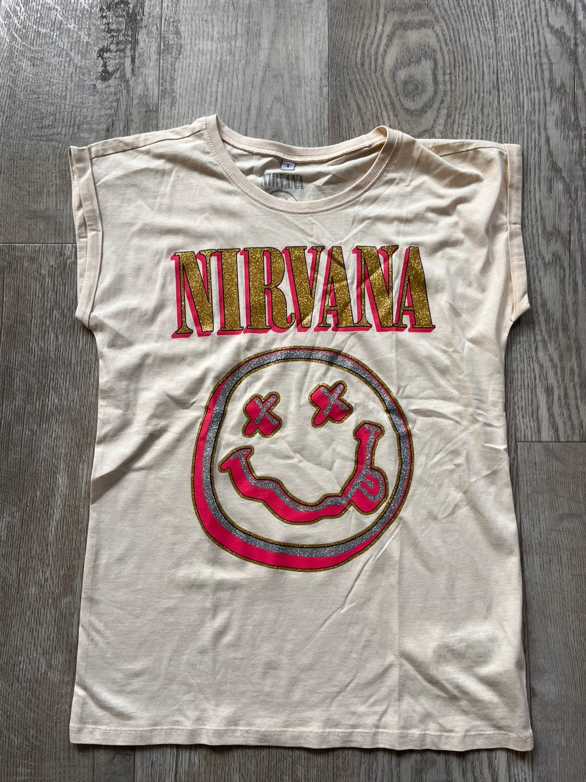 Nirvana shirt maat S NIEUW, Ophalen of Verzenden, Zo goed als nieuw, Korte mouw