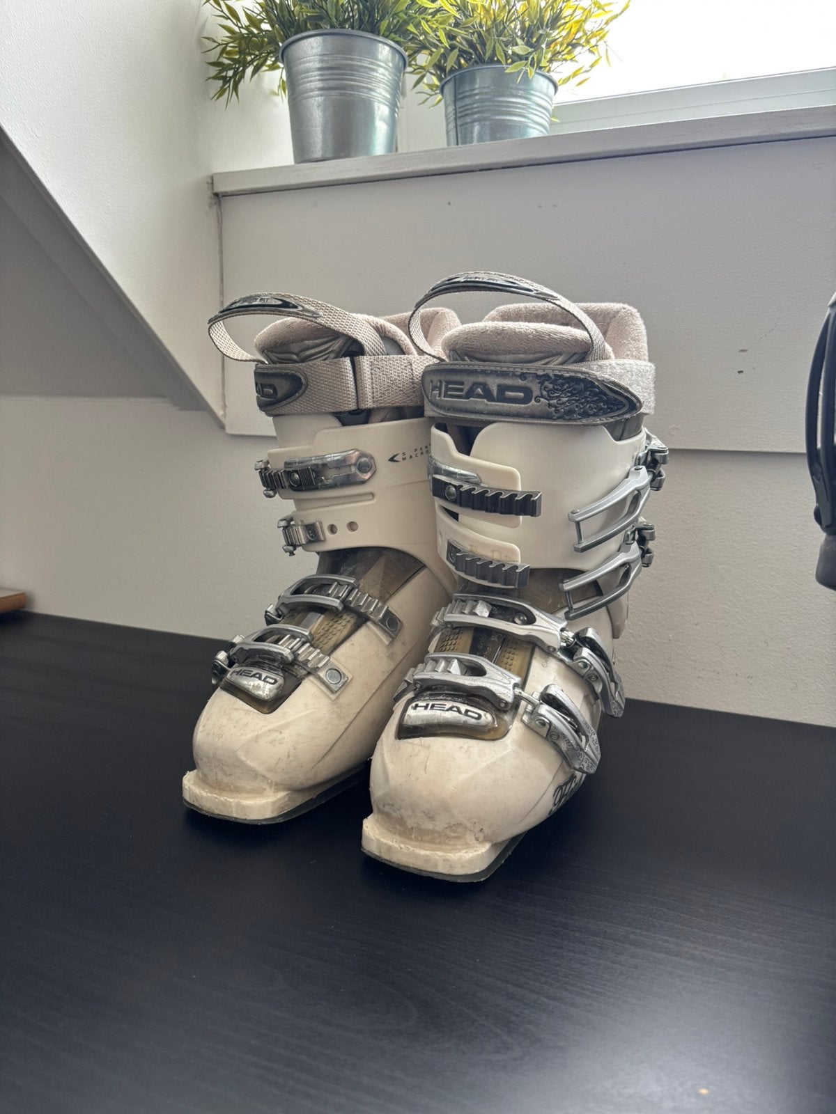 Dames skischoenen maat 23/23,5, Sport en Fitness, 140 tot 160 cm, Gebruikt, Schoenen, Ophalen of Verzenden