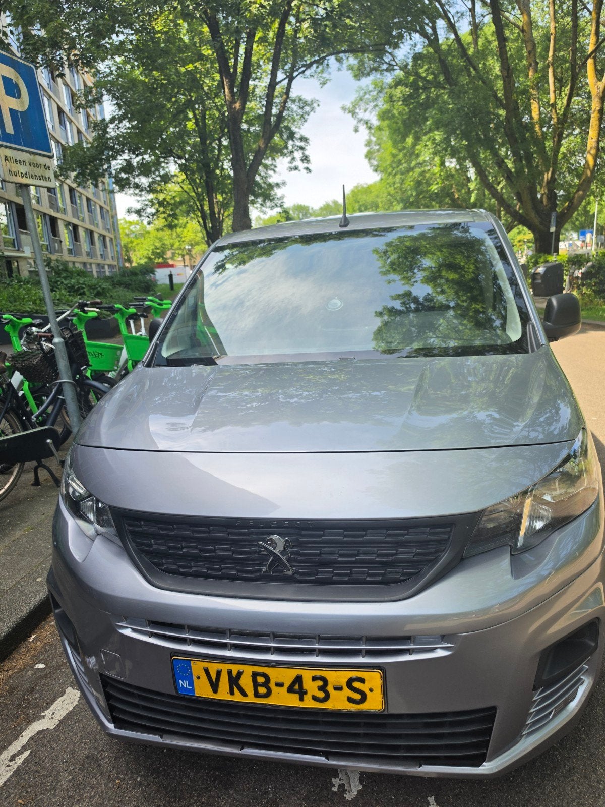 Peugeot Partner 1.5 Bluehdi 75pk 650kg 2021 Grijs, Voorwielaandrijving, Stof, 1295 kg, 4 cilinders