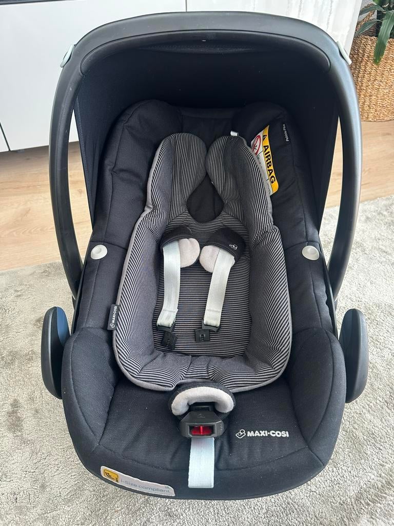 Maxi Cosi Pebble plus, Autogordel of Isofix, Ophalen of Verzenden, Zo goed als nieuw, 0 t/m 13 kg
