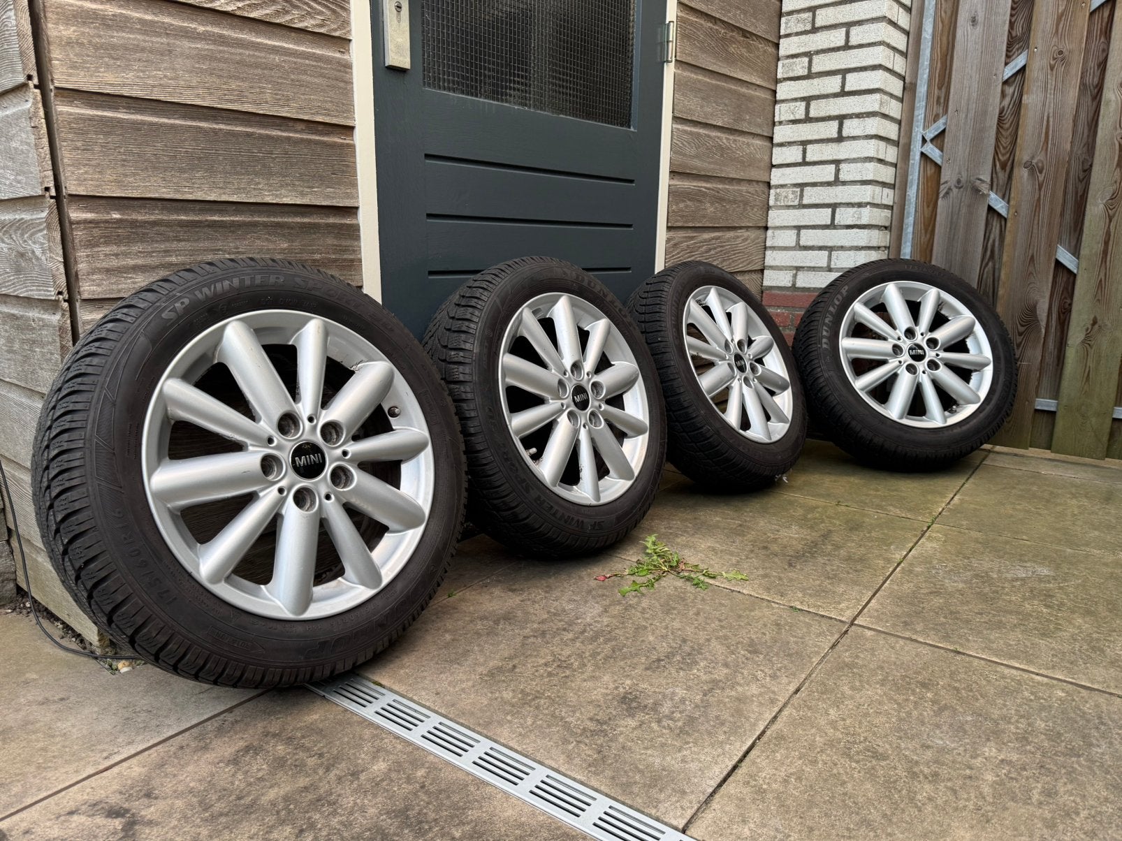 Winterset 16” MINI Radial Spoke 508 / F55 / F56 / F57, Auto-onderdelen, Ophalen, 16 inch, Banden en Velgen, 205 mm