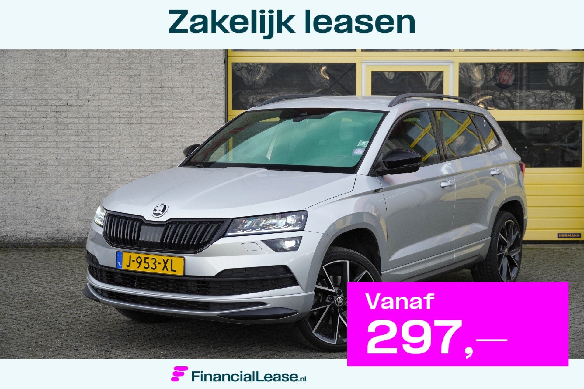 Skoda Karoq 1.5 TSI 150PK! Automaat Sportline Business BJ202, Dealer onderhouden, Stof, 4 cilinders, 150 pk