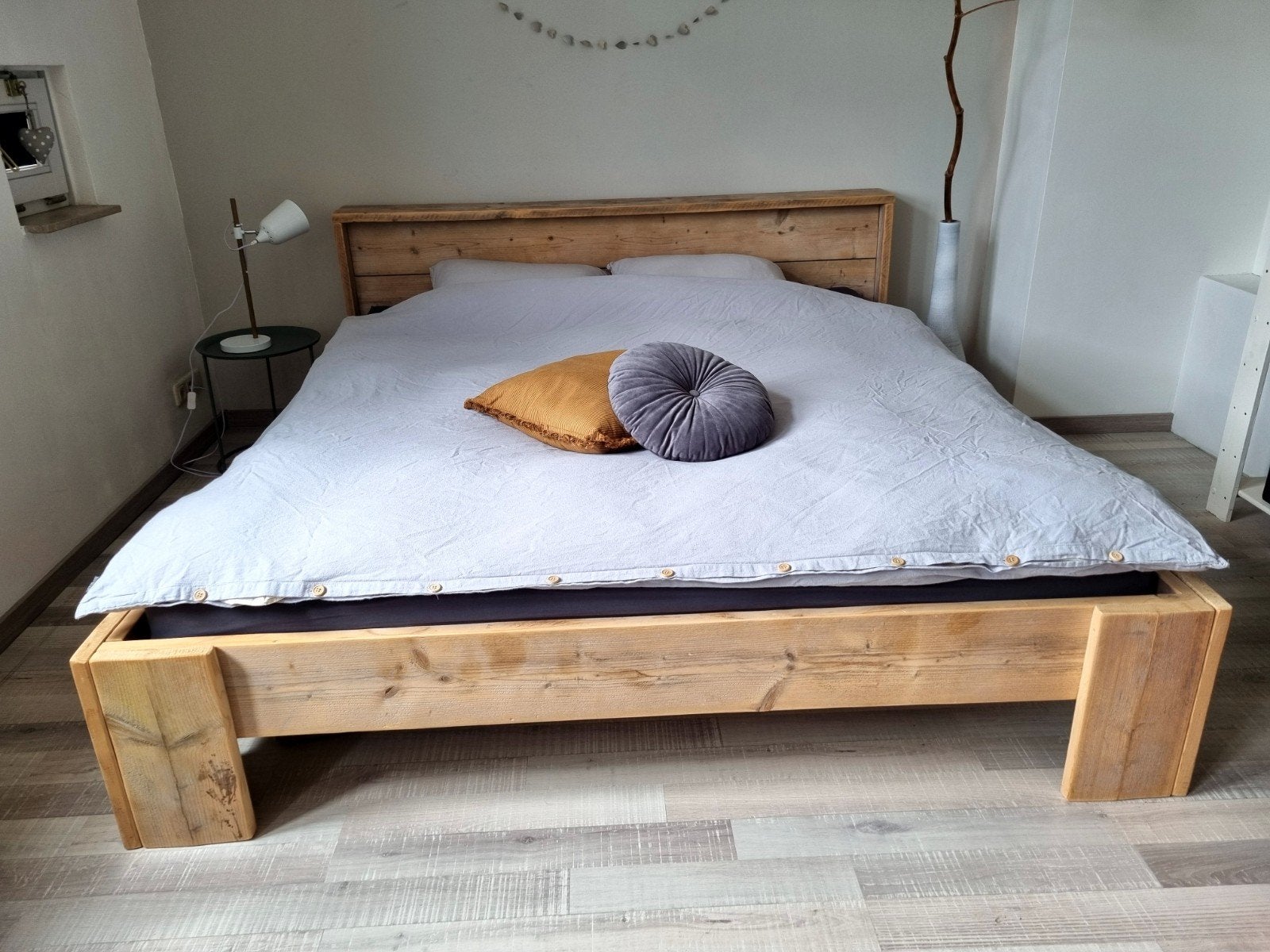Volledig eikenhouten tweepersoonsbed met hoofdbord, Gebruikt, Bruin, Rustiek, Tweepersoons