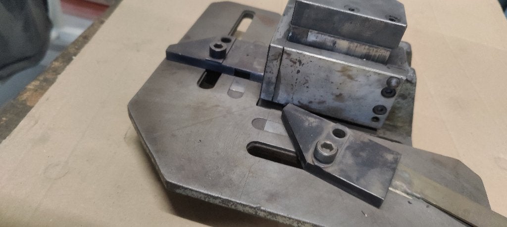 Uithoeker stempel voor onder pers of pons voor staalplaat., Doe-het-zelf en Verbouw, Gereedschap | Overige machines, Ophalen, Gebruikt