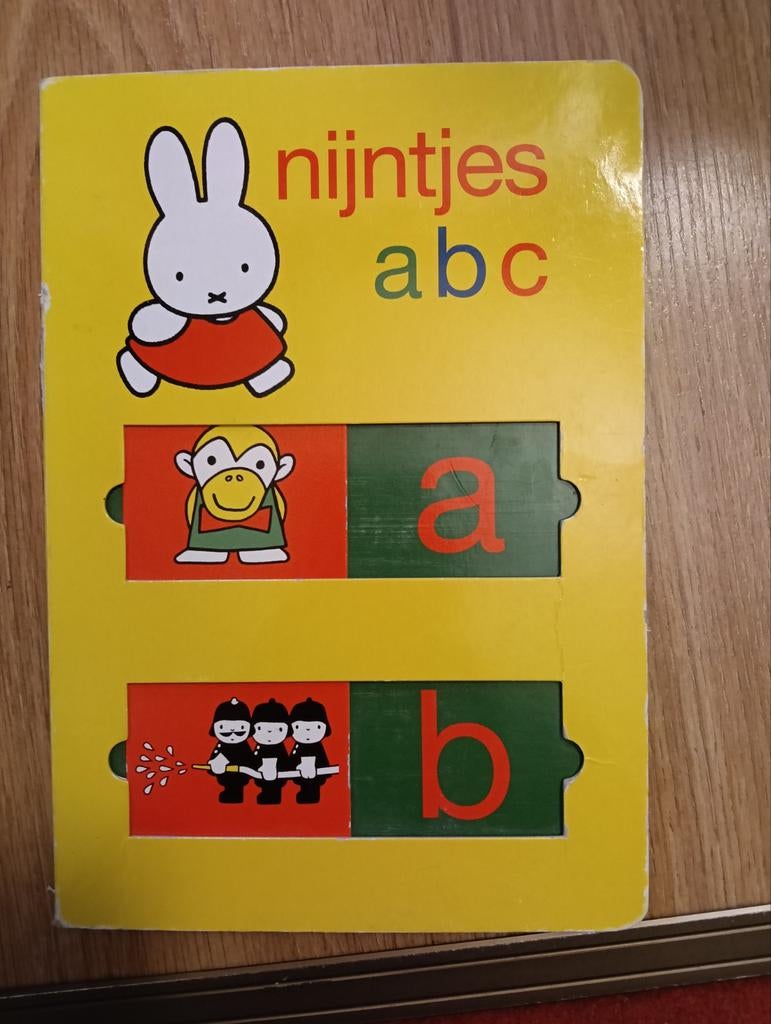 Dick Bruna - Nijntjes abc, Gelezen, Non-fictie, Ophalen of Verzenden, Dick Bruna