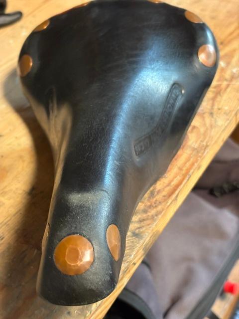 BROOKS PROFFESIONAAL RACE ZADEL, Fietsen en Brommers, Fietsonderdelen, Leer, Ophalen of Verzenden, Zo goed als nieuw, Brooks
