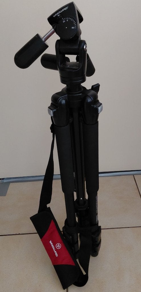 Vanguard Tracker 3 Tripod + Manfrotto Tas + 3x Statiefplaten, Zo goed als nieuw, Middenzuil, Ophalen of Verzenden, Driepoot