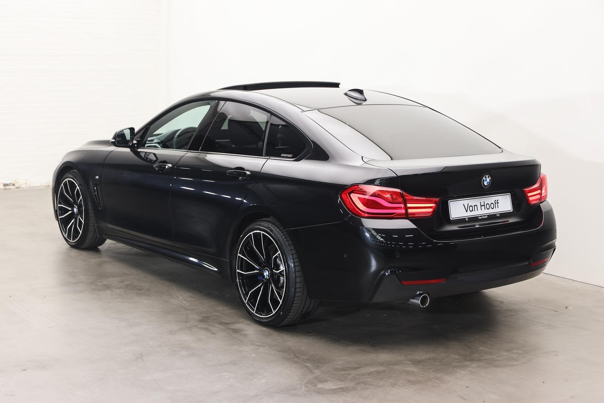 BMW 4 Serie Gran Coupé 418i High Executive M Sport Automaat, Auto's, Gebruikt, Zwart, Bedrijf, 3 cilinders