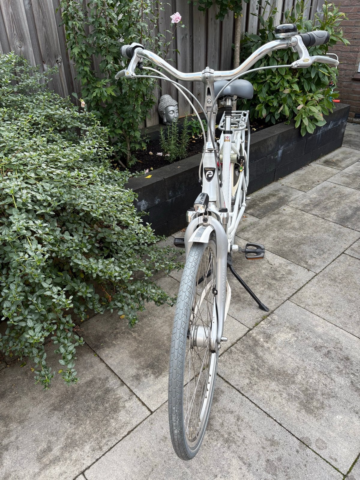 Foto 13 van Batavus damesfiets, frame 53 cm, met handrem