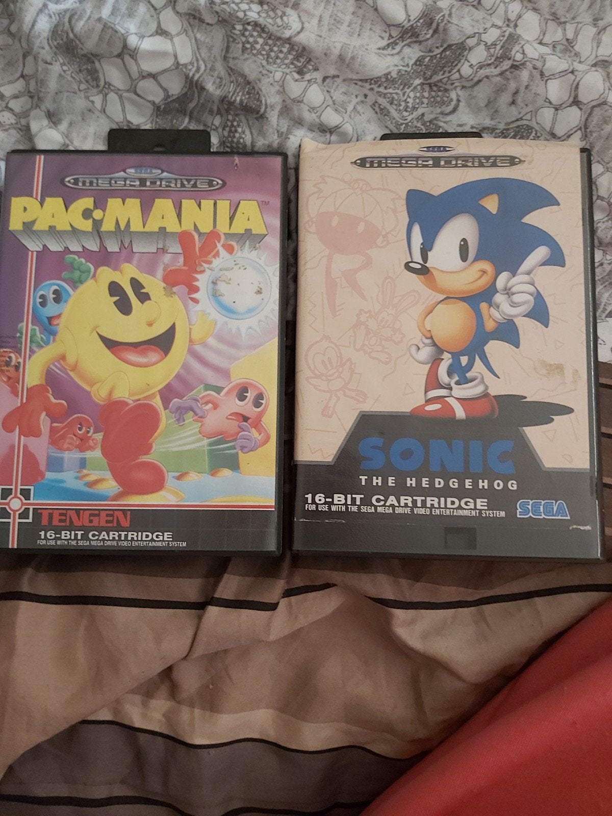 Sega Mega Drive games: Sonic the Hedgehog & Pac-Mania, Gebruikt, 1 speler, Ophalen of Verzenden, Platform