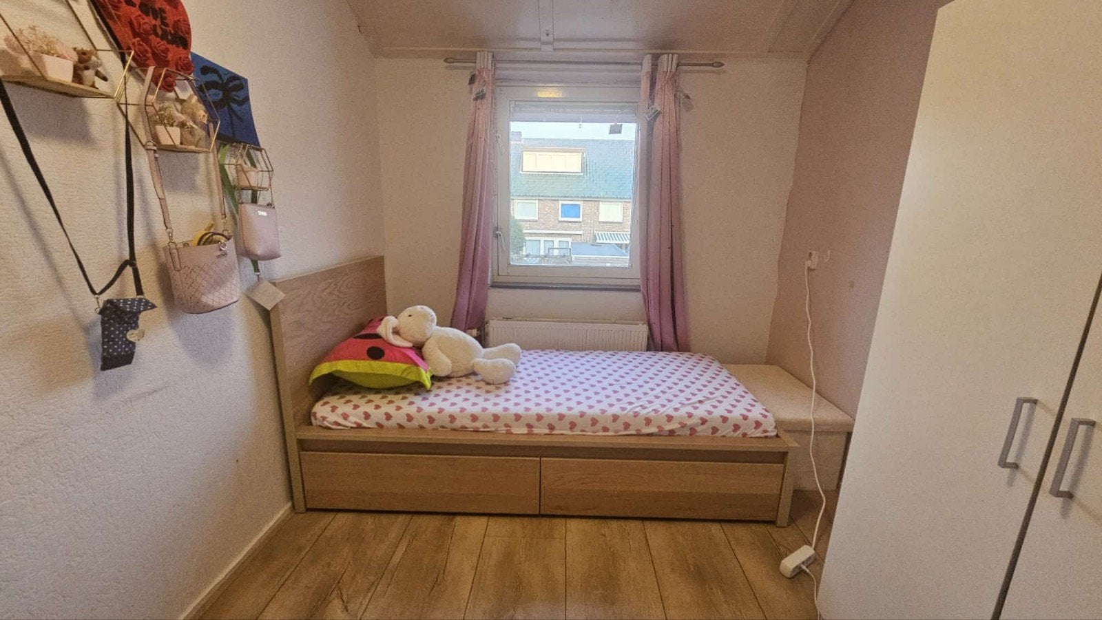 1-persoonsbed met 2 lades, Ophalen, 85 tot 100 cm, Zo goed als nieuw, Matras