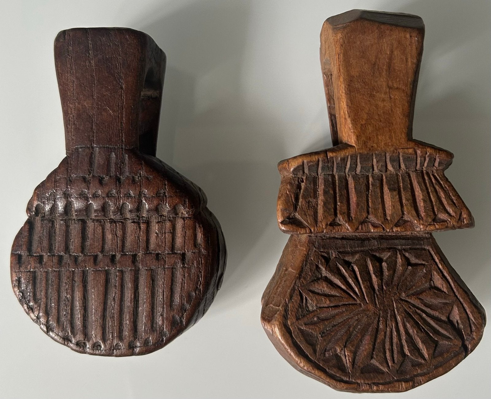 Set van 2 antieke houten dierenamulet Kohistan/Swat Pakistan, Bruin, Verzenden, Handgemaakt, Overige herkomsten