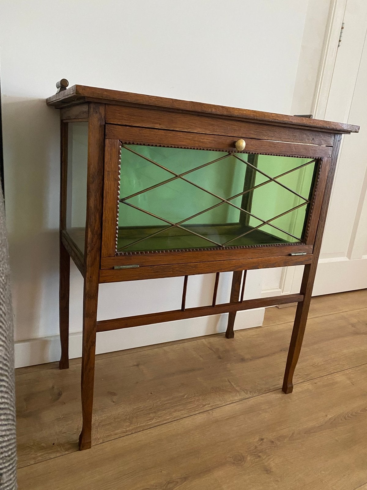 Prachtig oud theekastje, Ophalen, Met klep(pen), 50 tot 100 cm, 25 tot 50 cm