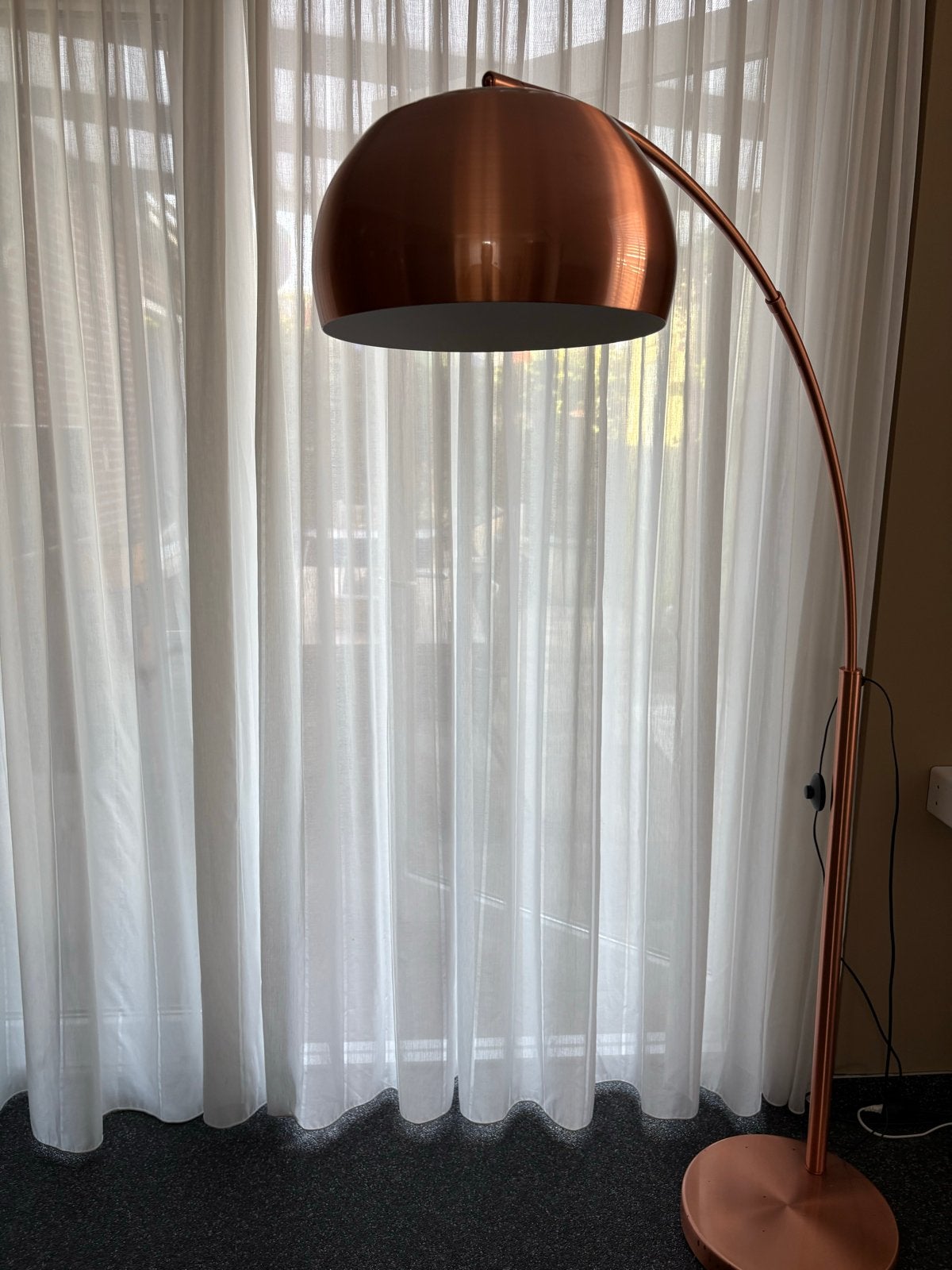 Koperkleurige Booglamp met Grote Koepelkap, Ophalen, Gebruikt, E27 (groot), Metaal
