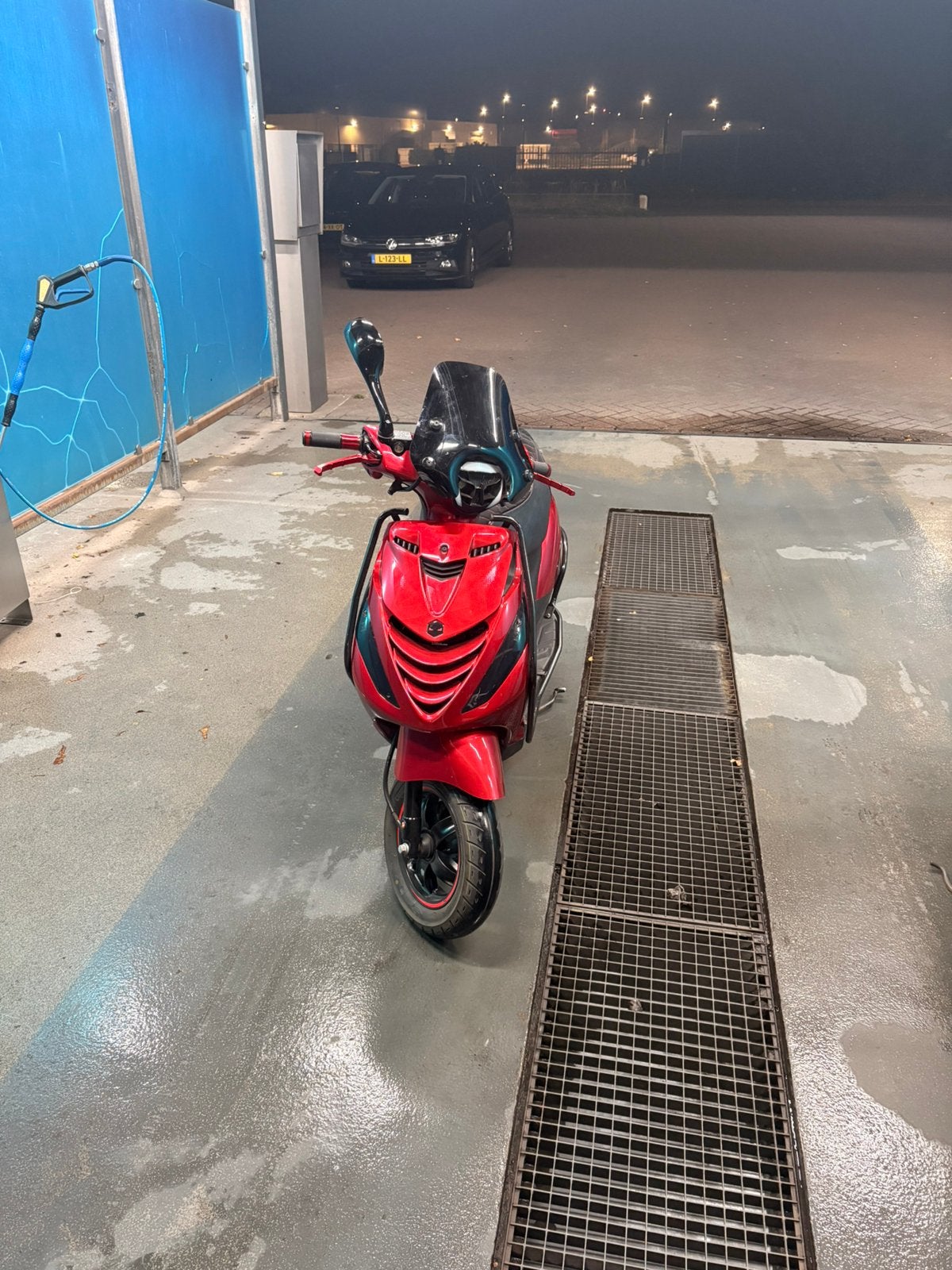 Zip 2024 FULL OPTION 50cc, Fietsen en Brommers, Scooters | Piaggio, Ophalen, Zo goed als nieuw, Benzine, Zip