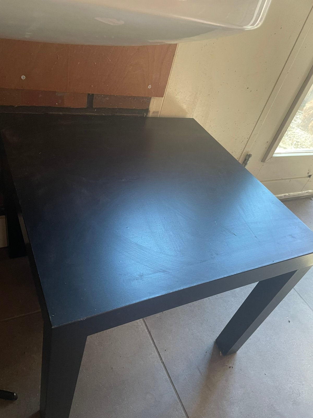 Klein zwart houten tafeltje, Ophalen of Verzenden, Gebruikt, Vierkant, Hout