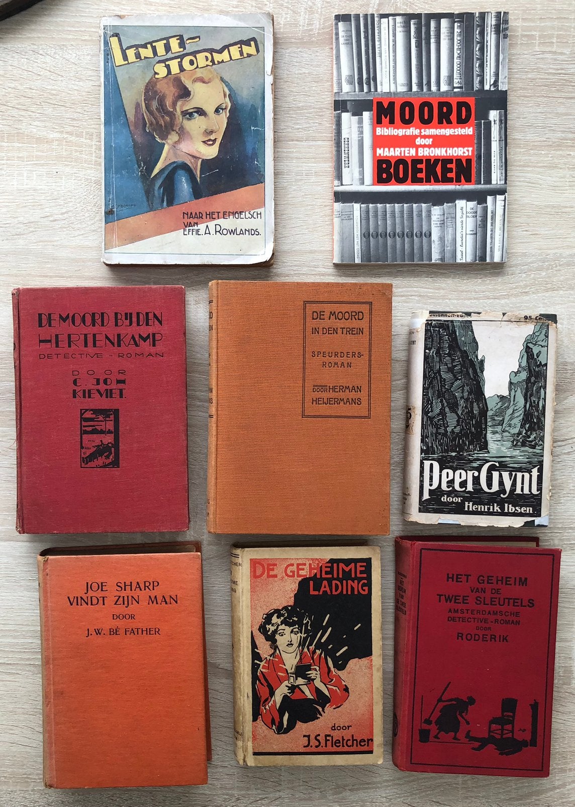 Oude detective boeken en avonutuur, Boeken, Detectives, Ophalen of Verzenden, Gelezen