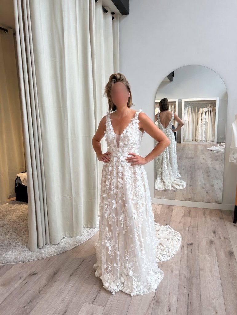 Exclusieve Designer Trouwjurk, Trouwjurk, Wit, Ophalen of Verzenden, Zo goed als nieuw