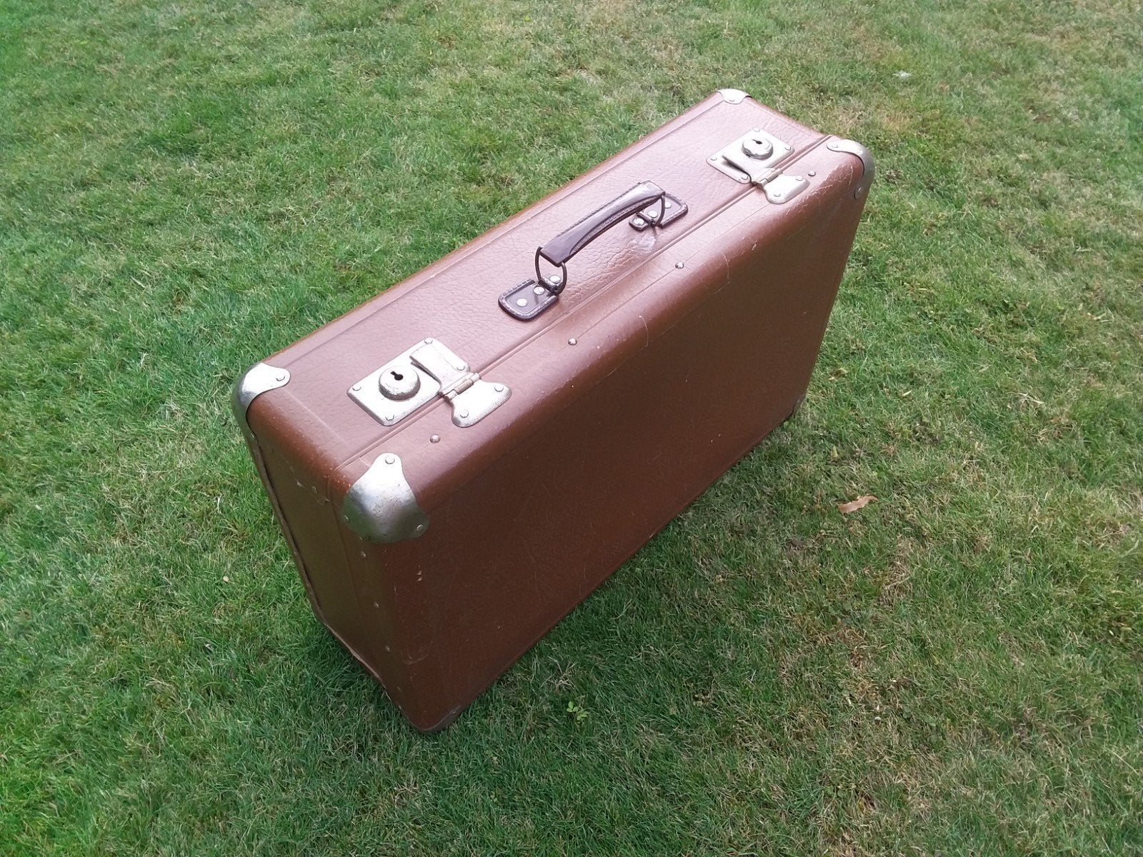 Vintage bruine koffer met geruite binnenkant, Ophalen, Overige materialen, Gebruikt, 50 tot 60 cm