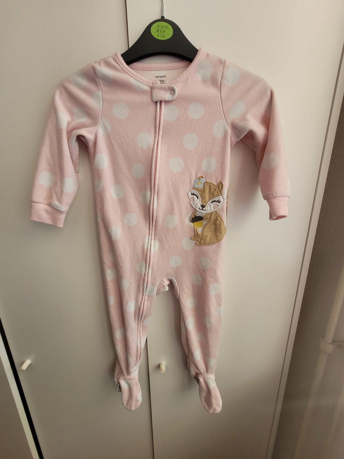 Carter's roze fleece pyjama met stippen en eekhoorn (24m), Nacht- of Onderkleding, Gebruikt, Meisje, Ophalen of Verzenden