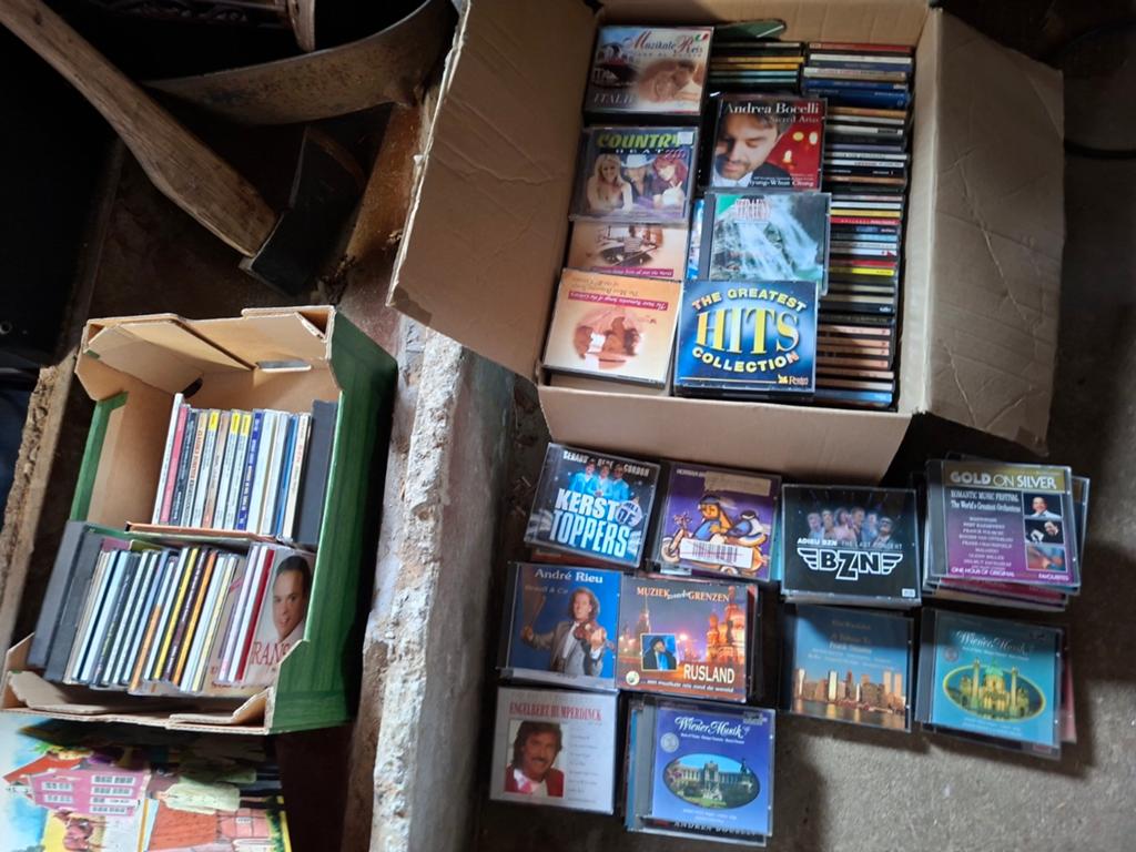 Paar 100 cd's met vsn alles wat., Cd's en Dvd's, Cd's | Overige Cd's, Ophalen of Verzenden, Zo goed als nieuw