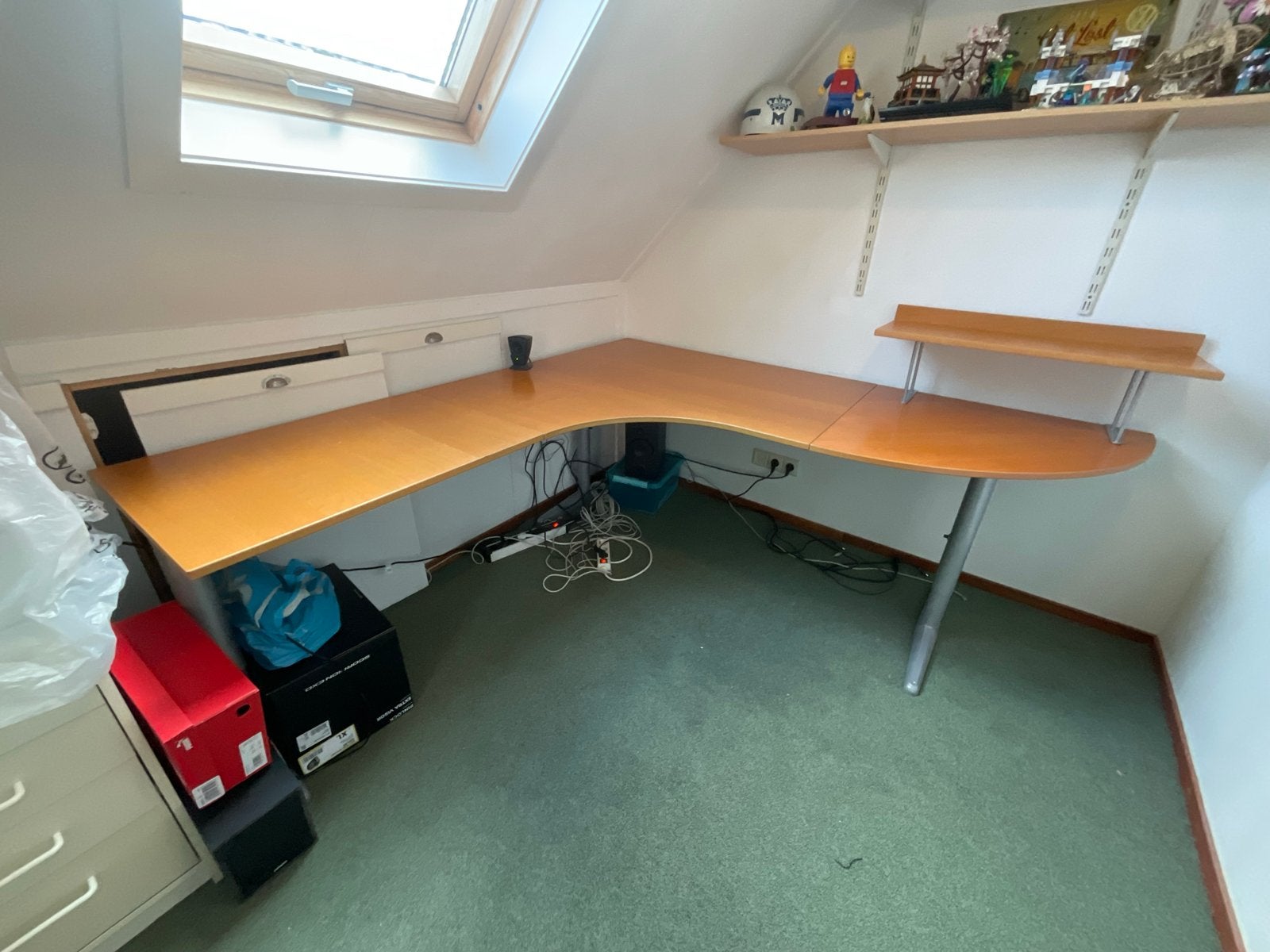 Ikea hoekbureau 200 cm x 200cm, Ophalen, Gebruikt, In hoogte verstelbaar, Hout