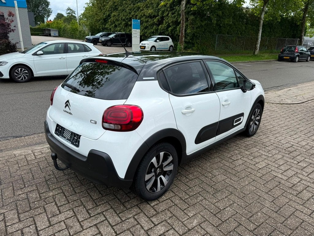 Citroen C3 1.2 PureTech Feel, Facelift, Navi Dealer auto, 83 pk, Gebruikt, 1199 cc, 450 kg