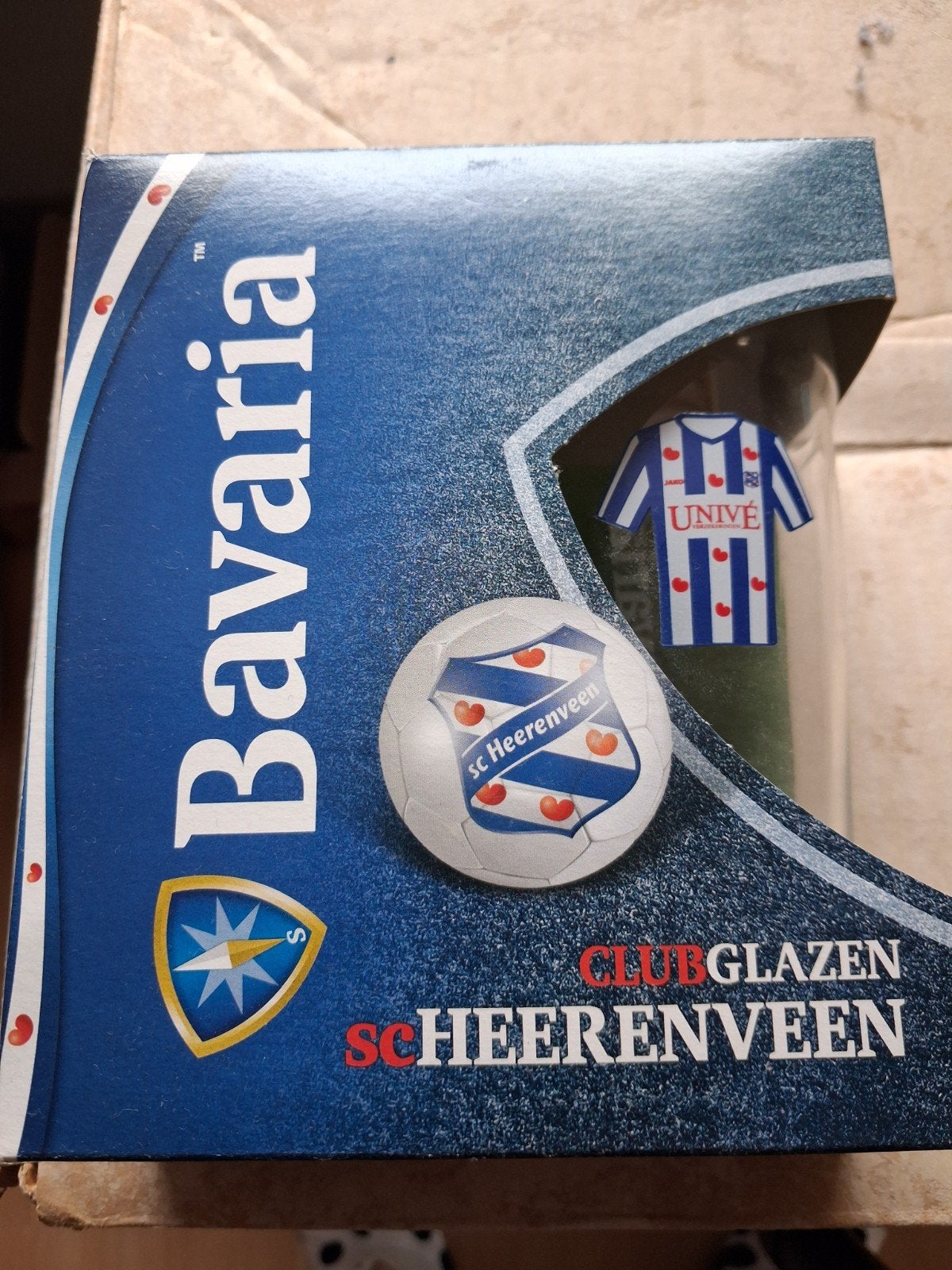 Set van 2 Bavaria glazen SC HEERENVEEN seizoen 2011-2012, Ophalen of Verzenden, Zo goed als nieuw, Vitesse, Shirt