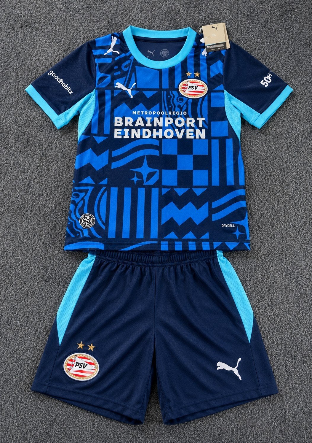 PSV kinder voetbalset - shirt + broekje - nieuw, Kinderen en Baby's, Ophalen of Verzenden, Nieuw, Puma, Jongen of Meisje