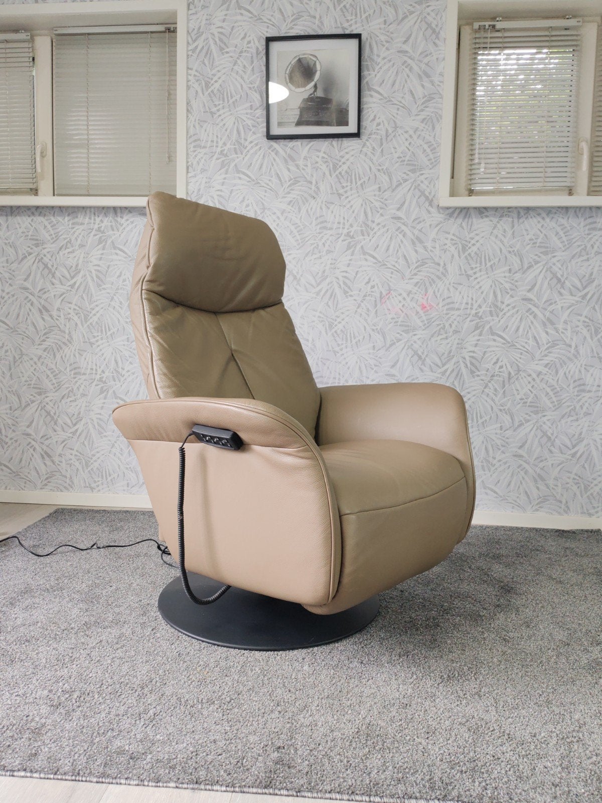 Meubelzorg Blaize elektrische leren relax fauteuil, Ophalen of Verzenden, Zo goed als nieuw, Onbekend, 75 tot 100 cm