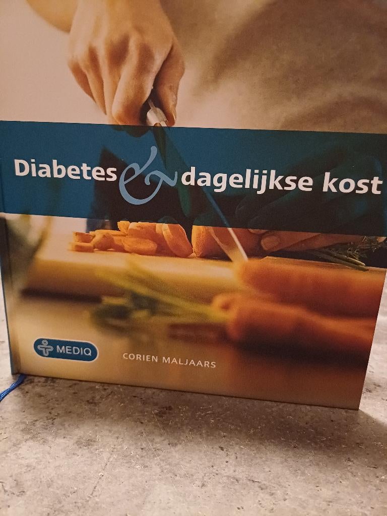 DIABETES EN DAGELIJKSE KOST, Ophalen of Verzenden, Zo goed als nieuw