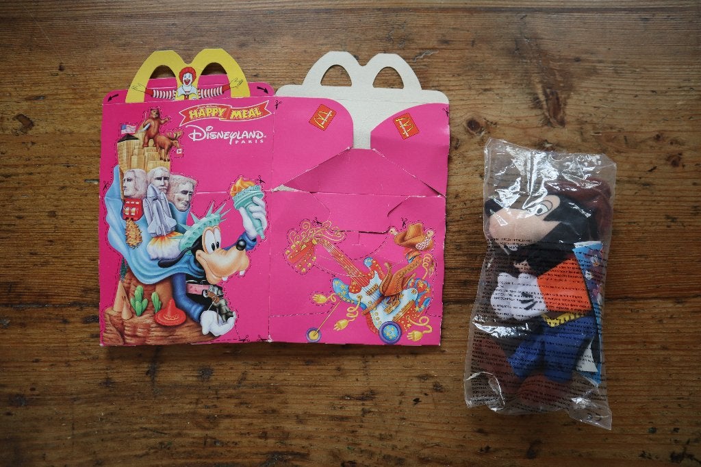 McDonalds Goofy Disneyland Parijs Paris 2000, Verzamelen, Ophalen of Verzenden, Goofy of Pluto, Zo goed als nieuw, Knuffel