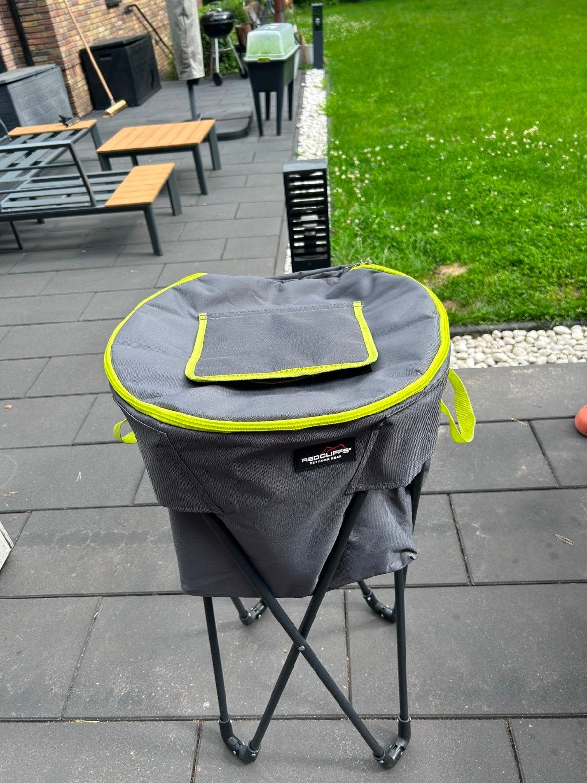 Redcliffs Opvouwbare 50L  Koeltas met Standaard - Grijs/Geel, Ophalen of Verzenden, Nieuw, Koeltas, Koelelement