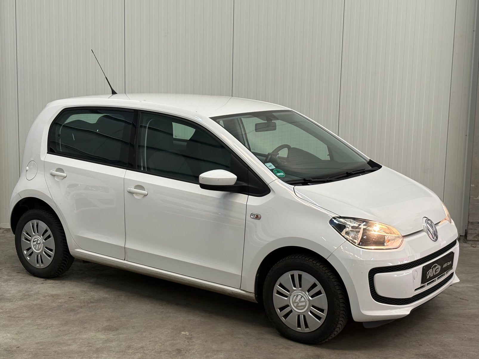 Volkswagen Up! /AIRCO/NAVI/NEWAPK/5DRS/BJ2013/