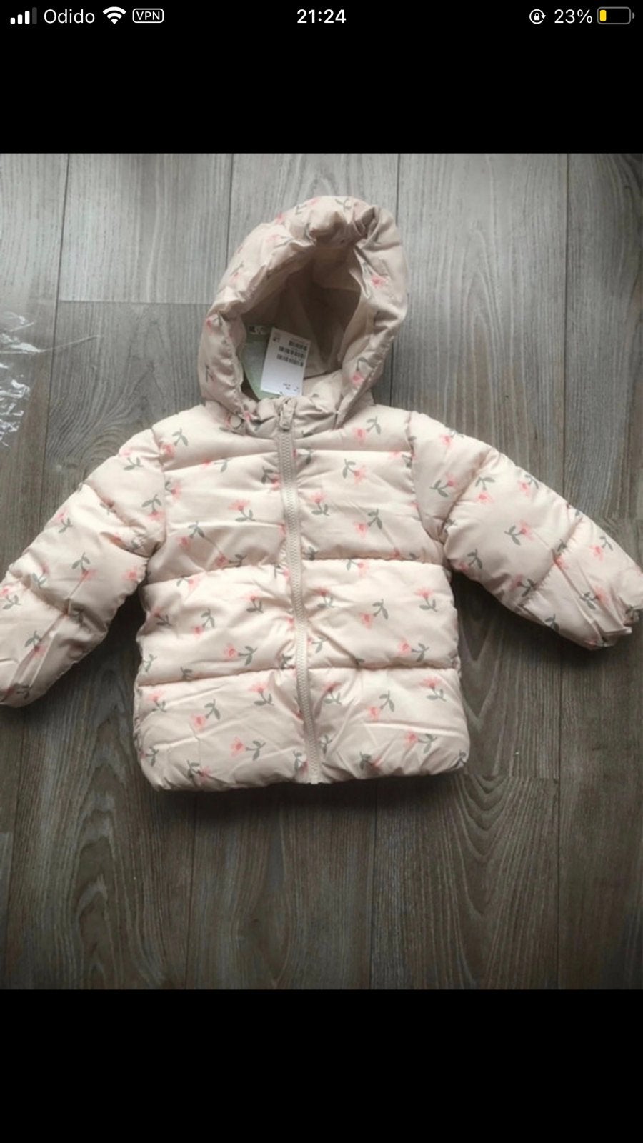 Nieuwe jas met rozen - Maat 98 - H&M, Ophalen of Verzenden, Nieuw, Meisje, Jas