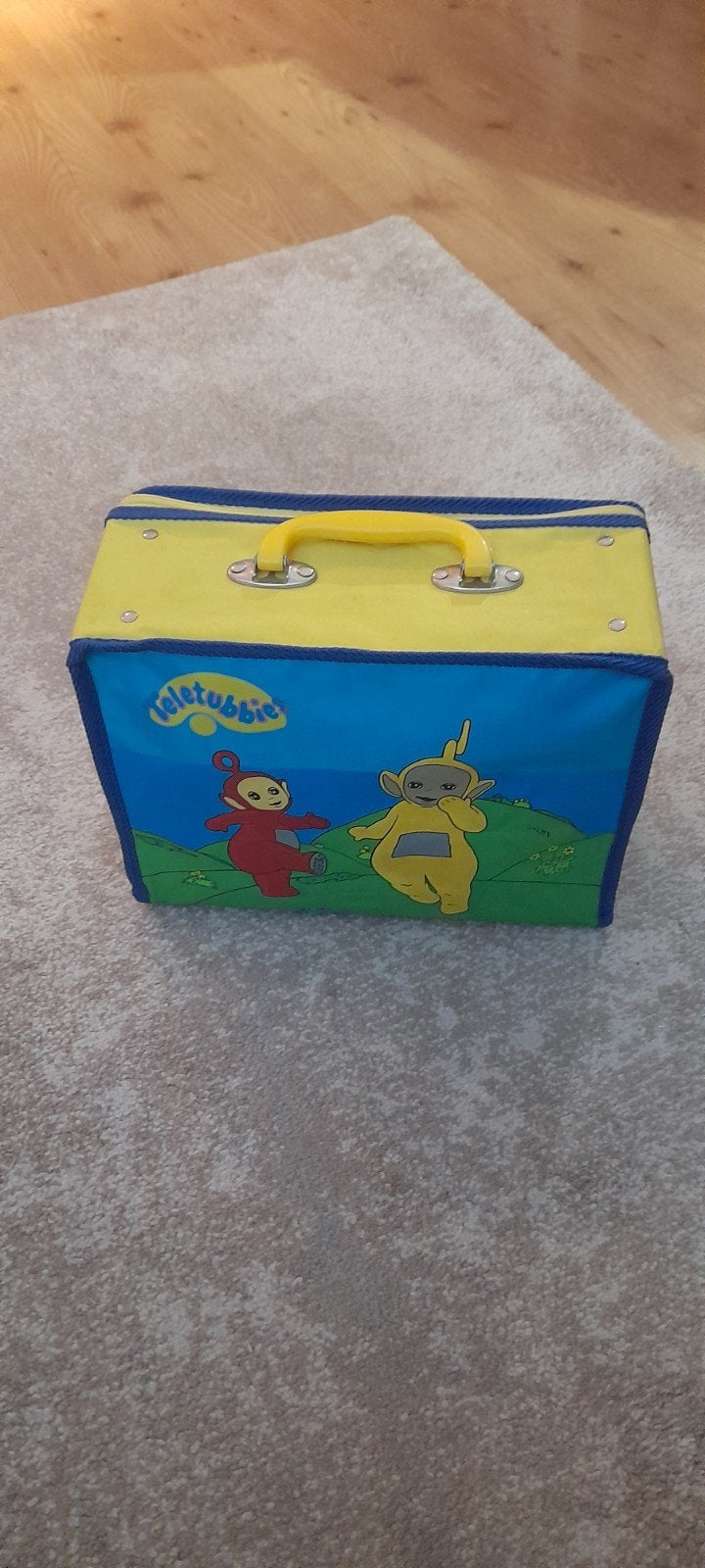 Teletubbie kinderkoffertje 38x22cm., Ophalen