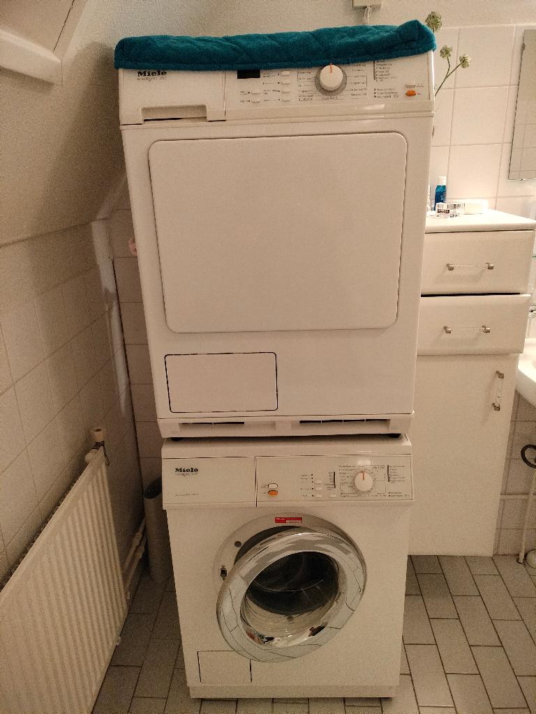 Miele wasmachine niet intensief gebruikt, Ophalen, Gebruikt, 85 tot 90 cm