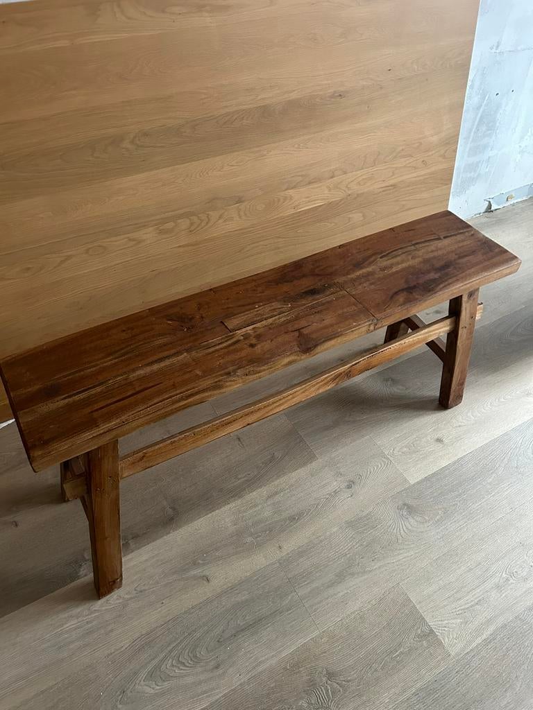 Houten bankje gang, Ophalen