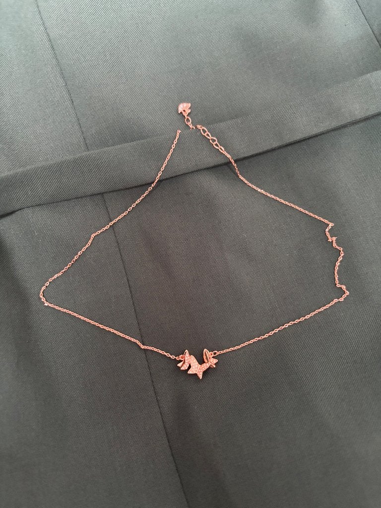 Rosegouden Swarovski ketting met vlinders ydilia collectie, Met kristal, Overige materialen, Verzenden, Zo goed als nieuw