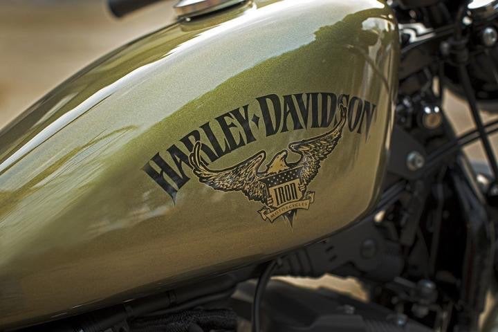 Harley-Davidson Iron 883 XL883N ABS – Olive Gold – 20.750 km, 2 cilinders, Occasion, Motorrijbewijs A, 883 cc