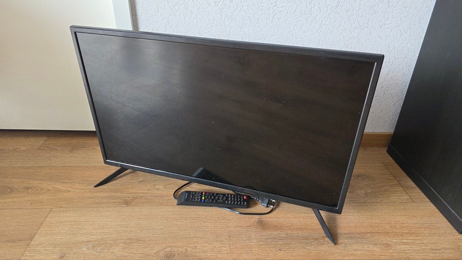 Goede 24 inch smart TV met afstandsbediening, 50 Hz, 40 tot 60 cm, Smart TV, Full HD (1080p)