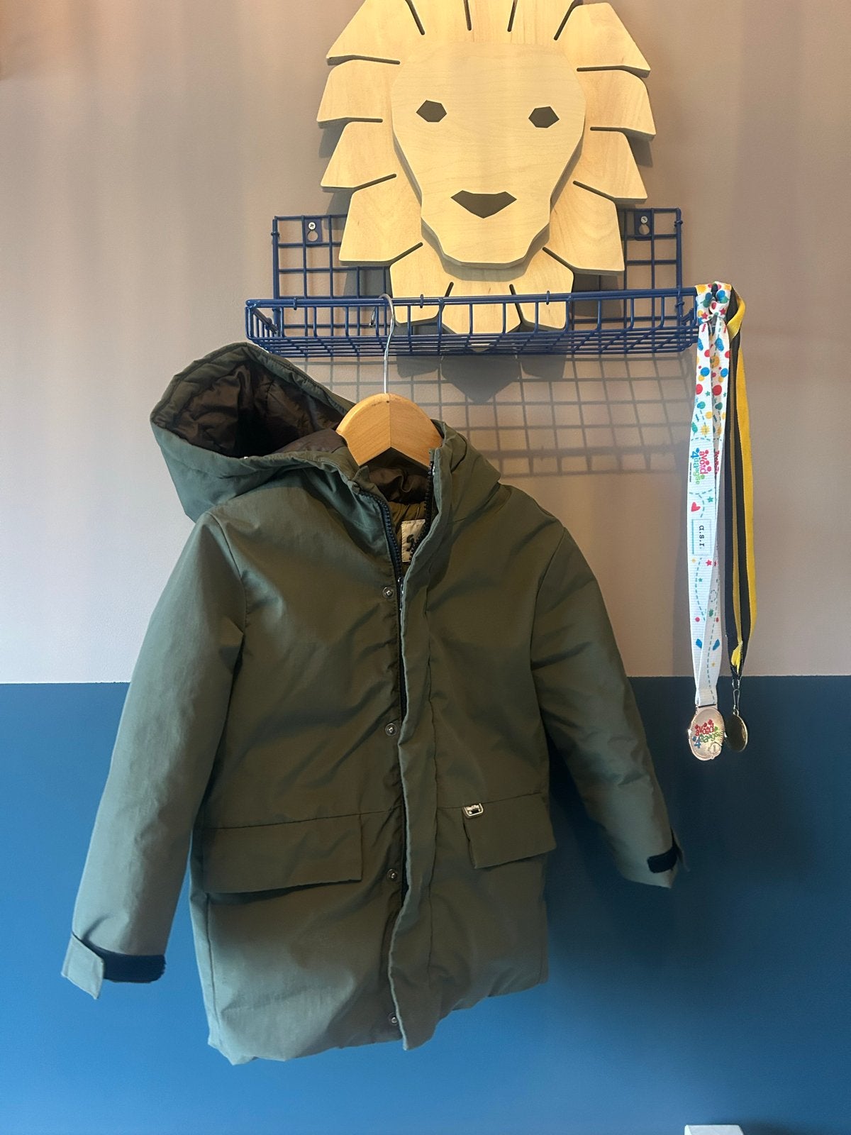 Zara jas maat 104 - Groen met lichte gebruikerssporen, Ophalen, Gebruikt, Jongen, Jas