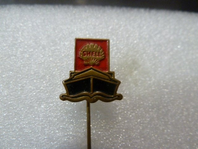 Vintage Shell Speldje - Boot met Shell Logo, Ophalen of Verzenden, Gebruikt, Merk, Speldje of Pin
