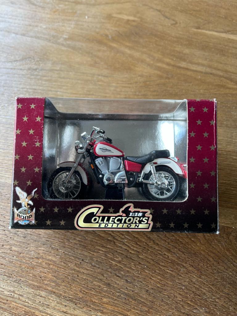 Miniatuur Honda Shadow schaal 1:18 - Nieuw in verpakking, Ophalen, Nieuw