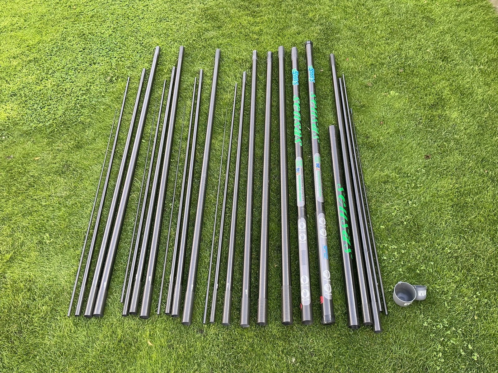 Te koop Sensas 3568S vaste hengel 13 meter Pack, Watersport en Boten, Ophalen, Vaste hengel