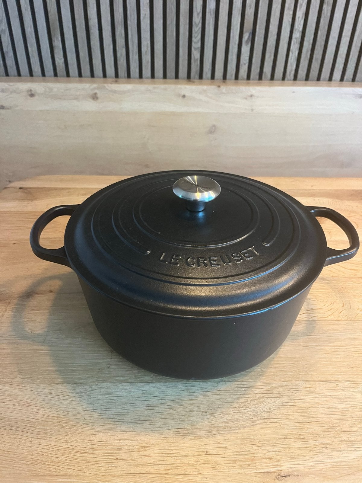Le Creuset Braadpan Signature Mat Zwart - Ø 30 cm / 8,1 Lite, Zo goed als nieuw, Ophalen, Kookpan of Snelkookpan, Gietijzer