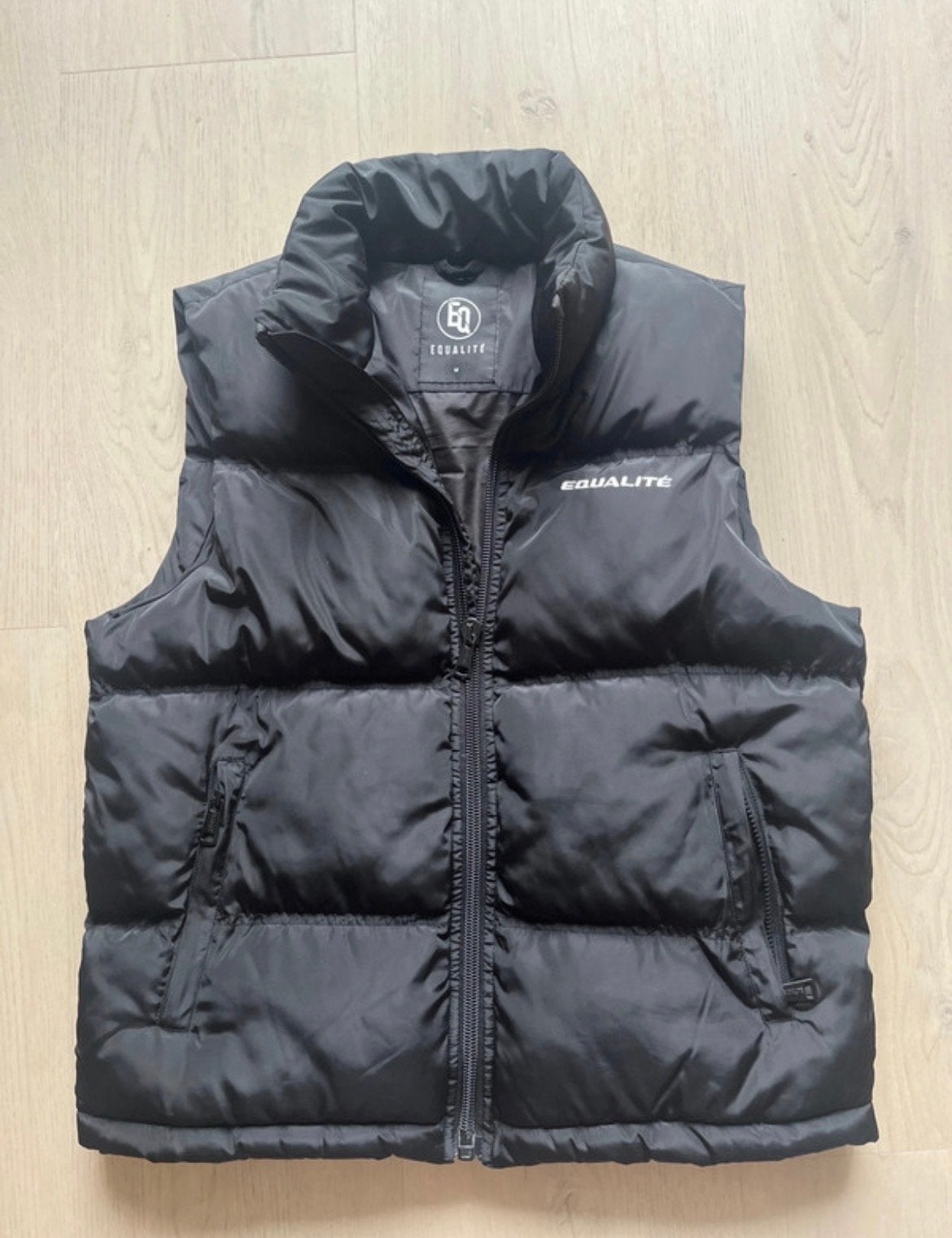 EQUALITÉ Bodywarmer Zwart - Maat M, Ophalen of Verzenden, Zo goed als nieuw, Maat 38/40 (M), Zwart