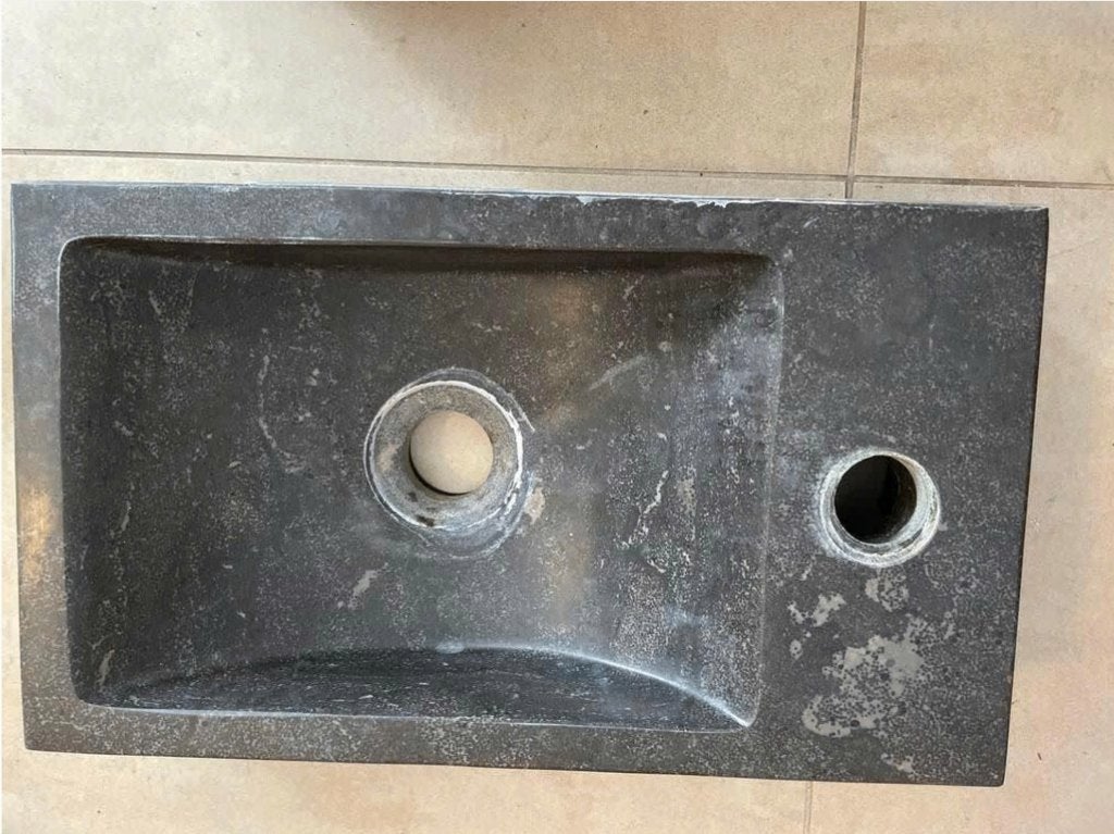 Donkergrijze hardstenen wastafel wc fonteintje 40*23,5*10 cm, Doe-het-zelf en Verbouw, Sanitair, Ophalen, Gebruikt, Steen, Wastafel